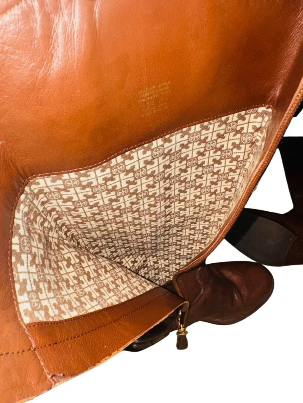 Tory Burch Kiernan Brown Leather Riding Gold Logo Boot Womens 5.5M Equestrian